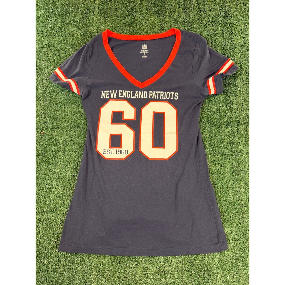 NFL Team Apparel Women's New England Patriots Navy V-Neck Tee Size S